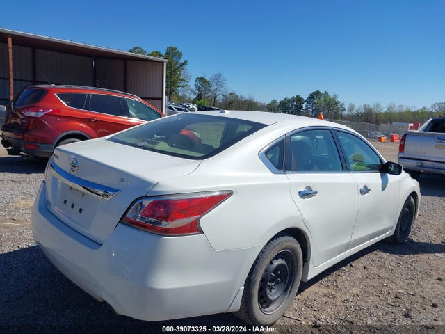 Nissan Altima 2.5 S 2015 1N4AL3AP4FN401271 Image 4