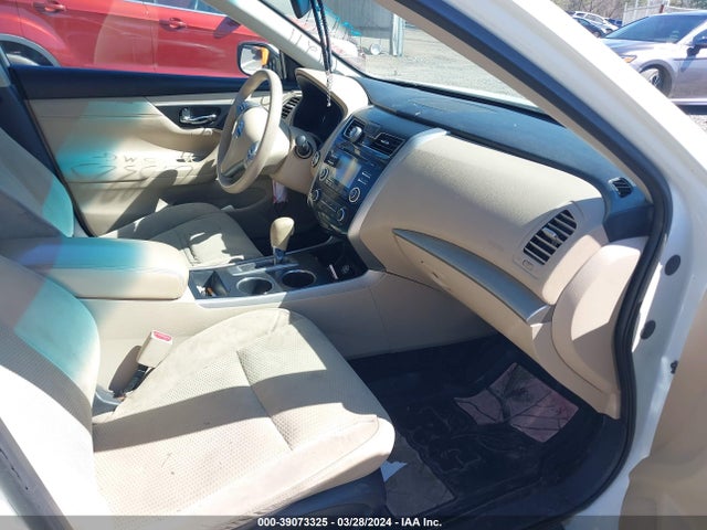 Nissan Altima 2.5 S 2015 1N4AL3AP4FN401271 Image 5