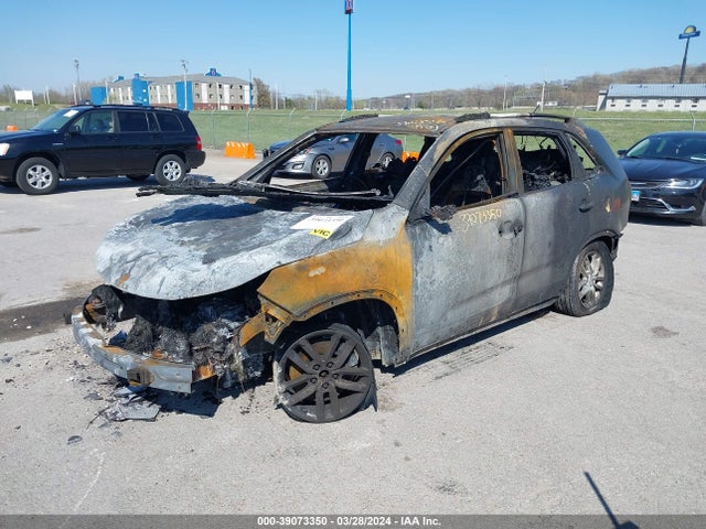KIA SORENTO LX 2015 5XYKTDA60FG569668 Image 2