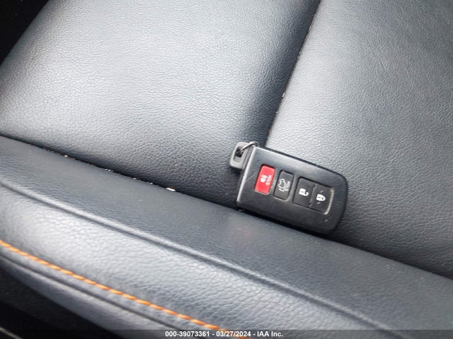 Toyota RAV4 SE 2017 2T3NFREVXHW360543 Image 11