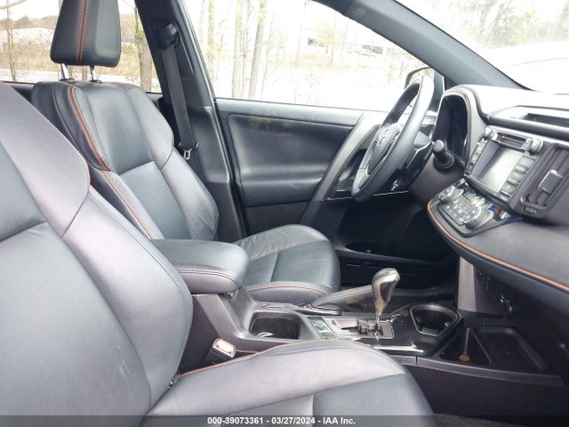 Toyota RAV4 SE 2017 2T3NFREVXHW360543 Image 5