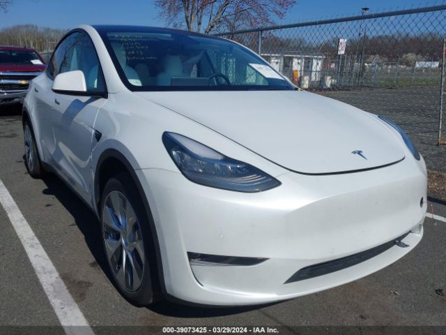 Продажа на аукционе авто 2021 Tesla Model Y Long Range Dual Motor All-wheel Drive, vin: 5YJYGDEE1MF240613, номер лота: 39073425