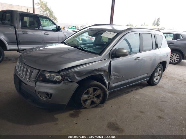 1C4NJCEB7HD160816 Jeep Compass Latitude Fwd