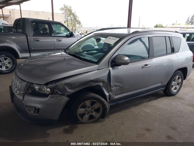 1C4NJCEB7HD160816 Jeep Compass Latitude Fwd