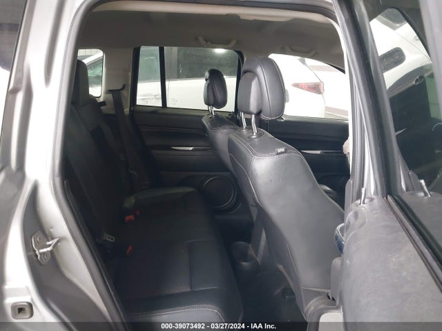 1C4NJCEB7HD160816 Jeep Compass Latitude Fwd