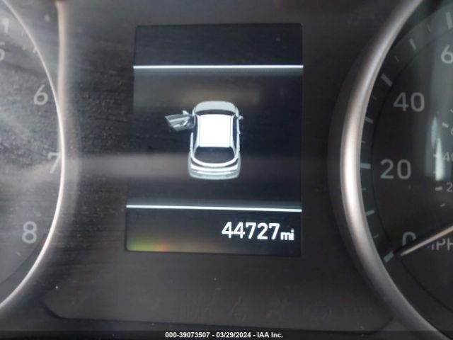 KMHH35LE1JU019516 Hyundai ELANTRA GT
