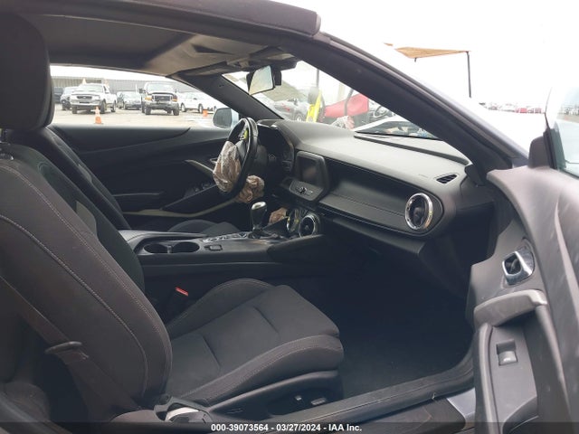 Chevrolet Camaro 1lt 2018 1G1FB3DX1J0122230 Image 5