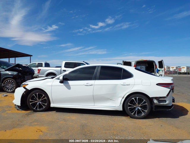 Toyota CAMRY SE 2018 4T1B11HK7JU641945 Image 15