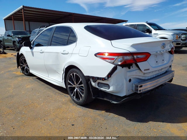 Toyota CAMRY SE 2018 4T1B11HK7JU641945 Image 3