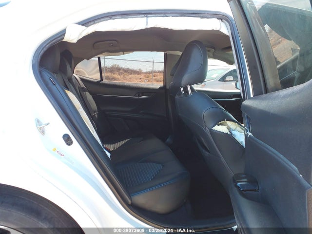 Toyota CAMRY SE 2018 4T1B11HK7JU641945 Image 8