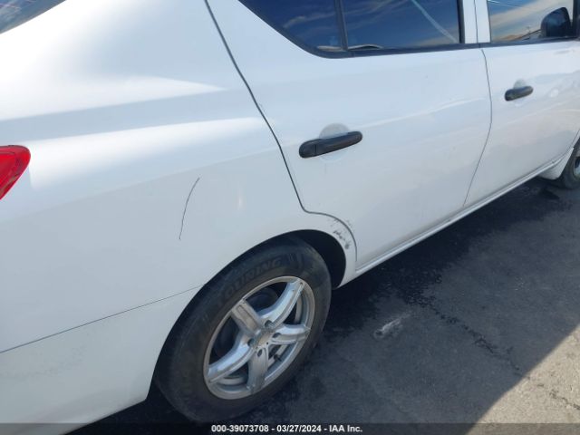 3N1CN7AP1FL807256 Nissan Versa 1.6 S