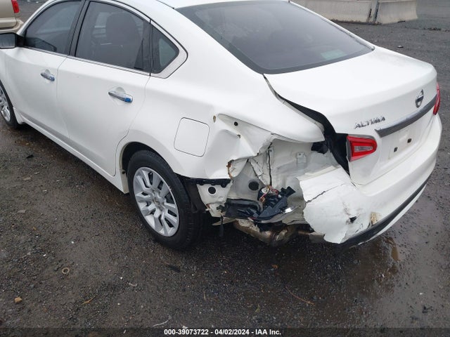 Nissan Altima 2.5 S 2017 1N4AL3AP5HC183856 Image 18