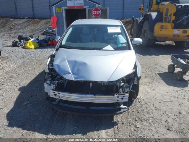 JTDKARFU7H3531386 Toyota Prius Four