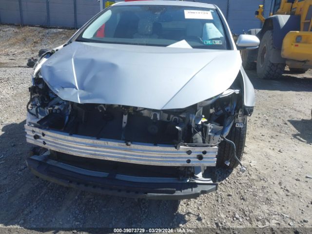 JTDKARFU7H3531386 Toyota Prius Four