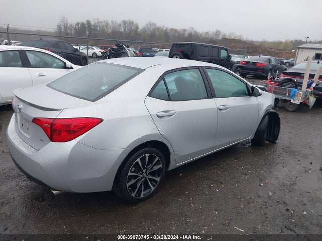 Toyota COROLLA SE 2018 2T1BURHE2JC013017 Image 4
