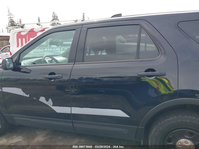 Ford Police Interceptor Utility 2019 1FM5K8AR8KGB15771 Image 14