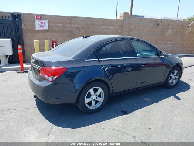 Chevrolet Cruze 1lt Auto 2015 1G1PC5SB2F7113670 Image 4