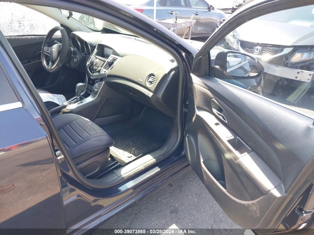 Chevrolet Cruze 1lt Auto 2015 1G1PC5SB2F7113670 Image 5