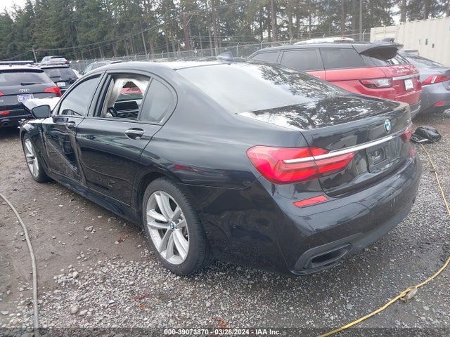 BMW 750i 2017 WBA7F0C50HGM20975 Image 3
