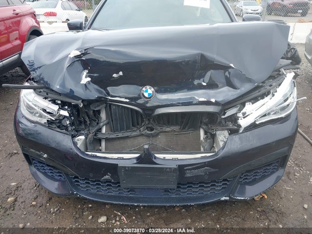 BMW 750i 2017 WBA7F0C50HGM20975 Image 6