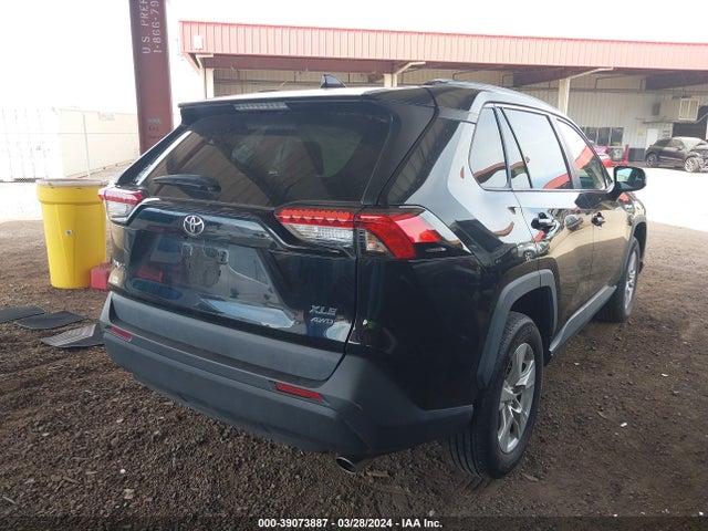 Toyota Rav4 Xle 2021 2T3P1RFV7MW158680 Image 4