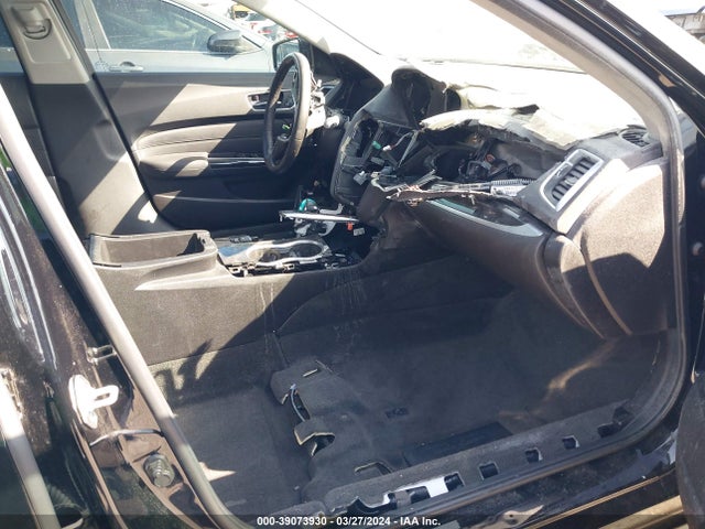 19UUB1F52JA000597 Acura Tlx Tech Pkg