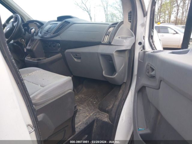 1FTYE2CM3KKB32479 Ford Transit-150