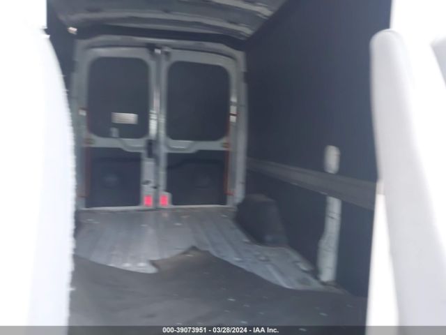 1FTYE2CM3KKB32479 Ford Transit-150