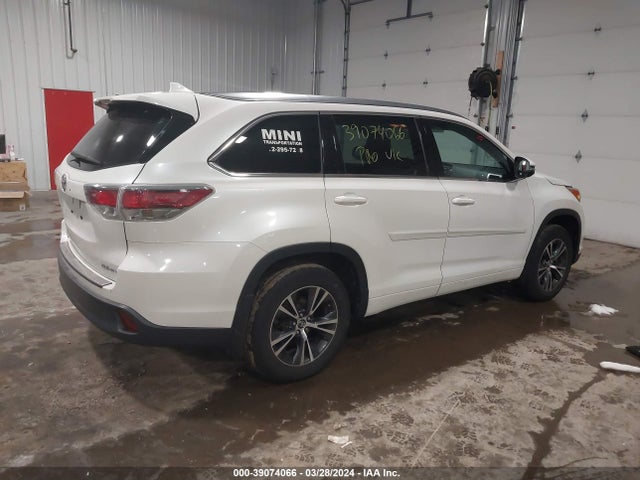 Toyota Highlander Xle V6 2016 5TDJKRFH3GS290662 Image 4