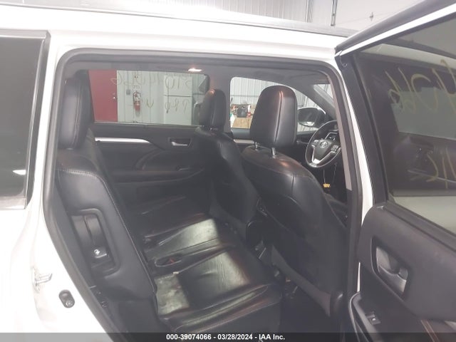 Toyota Highlander Xle V6 2016 5TDJKRFH3GS290662 Image 8