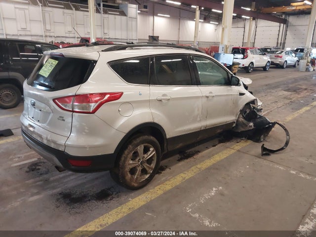 Ford ESCAPE SE 2016 1FMCU9GX2GUA68646 Image 4