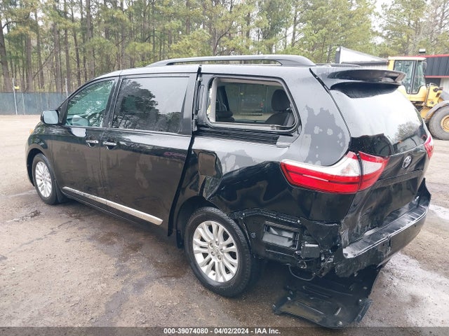 Toyota Sienna Xle 8 Passenger 2015 5TDYK3DC2FS646584 Image 3