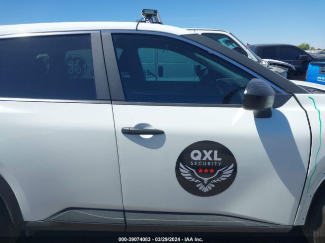 5N1BT3AA7PC930037 Nissan Rogue S Fwd