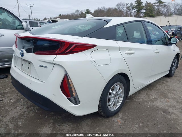 Toyota Prius Prime Limited 2020 JTDKARFPXL3128991 Image 4