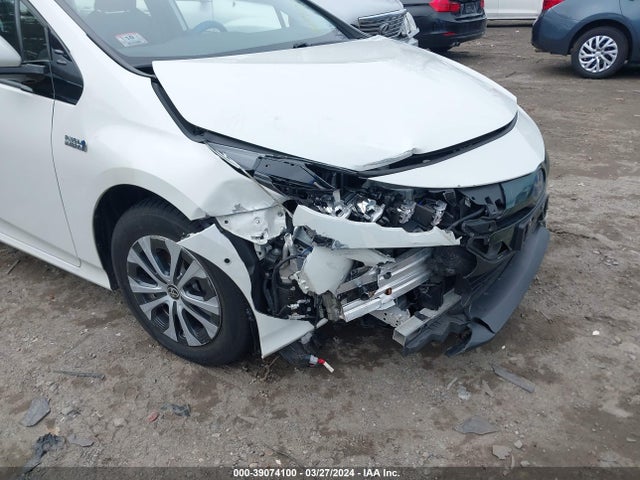 Toyota Prius Prime Limited 2020 JTDKARFPXL3128991 Image 6