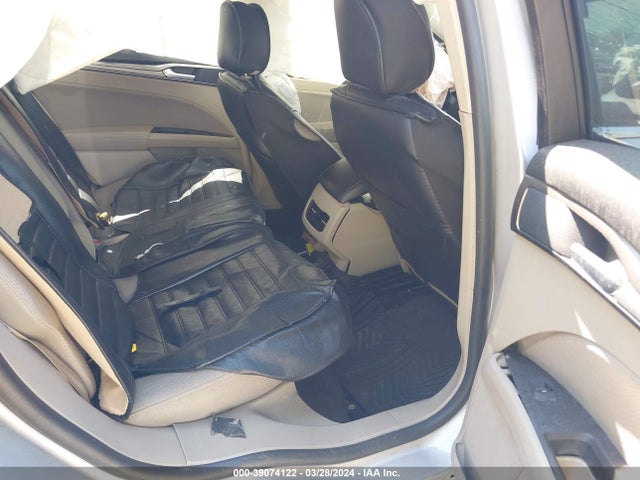Ford FUSION SE 2019 3FA6P0T95KR265070 Image 8
