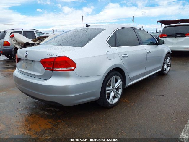 1VWBS7A36EC061585 Volkswagen Passat 1.8t Se