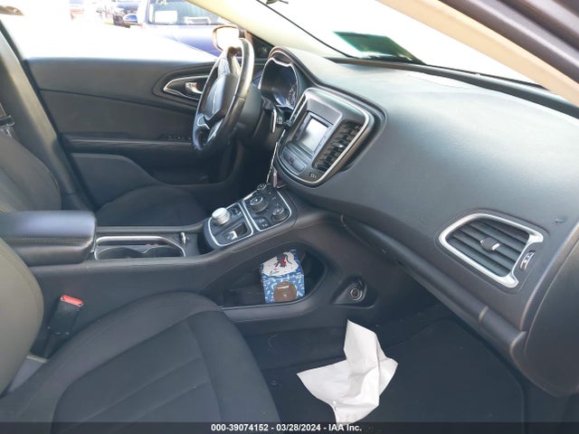 Chrysler 200 Limited 2015 1C3CCCAB8FN708521 Image 5