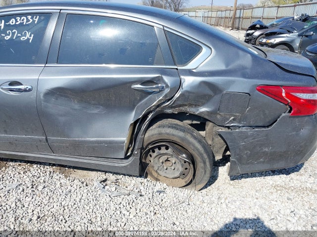 Nissan Altima 2.5 S 2016 1N4AL3AP8GC244342 Image 6