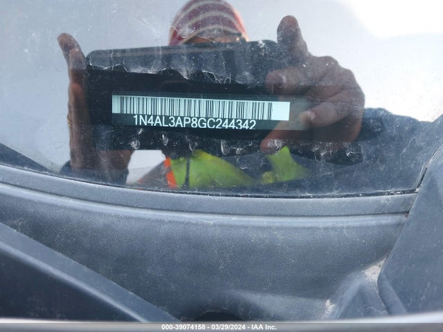 Nissan Altima 2.5 S 2016 1N4AL3AP8GC244342 Image 9