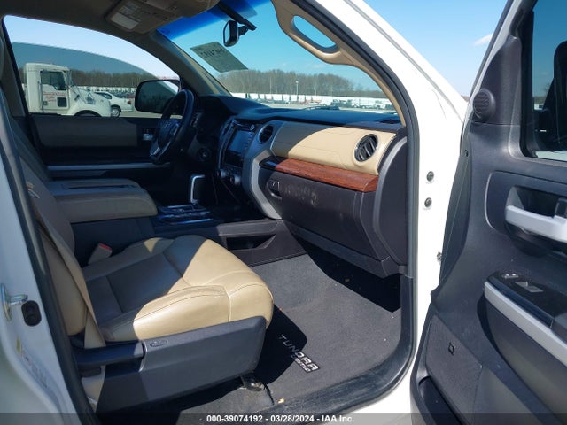 5TFHW5F10FX428679 Toyota Tundra Limited 5.7l V8