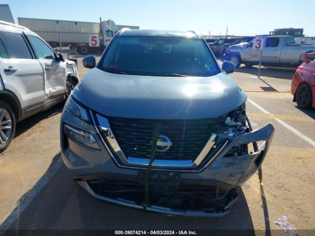 5N1BT3CA8NC709105 Nissan Rogue Sl Fwd