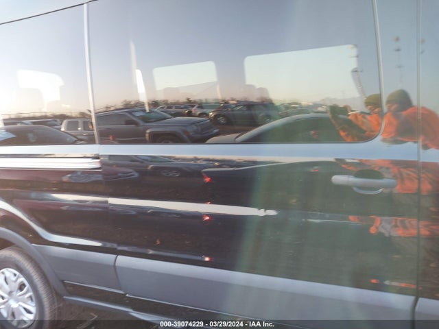Ford Transit-350 Xlt 2018 1FBZX2CG2JKB34462 Image 13