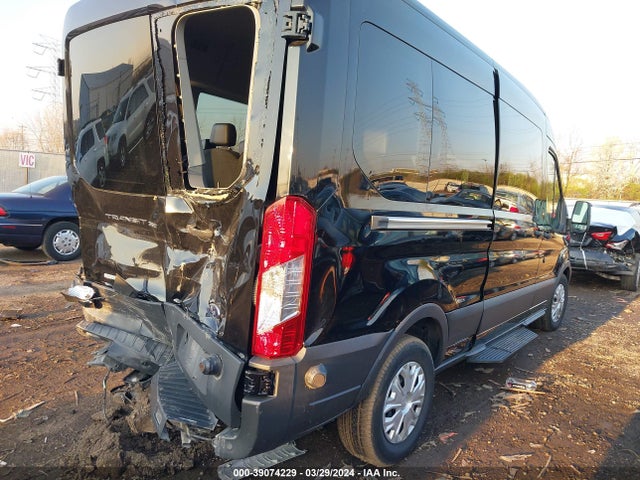 Ford Transit-350 Xlt 2018 1FBZX2CG2JKB34462 Image 4