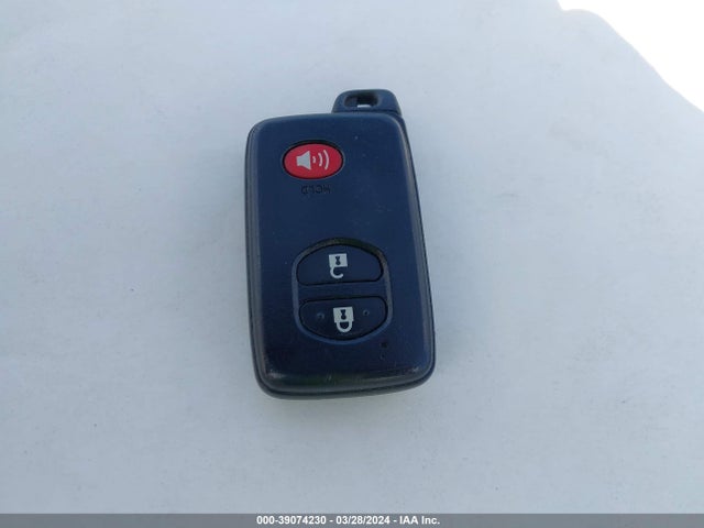 Toyota Prius Three 2015 JTDKN3DU9F1900052 Image 11
