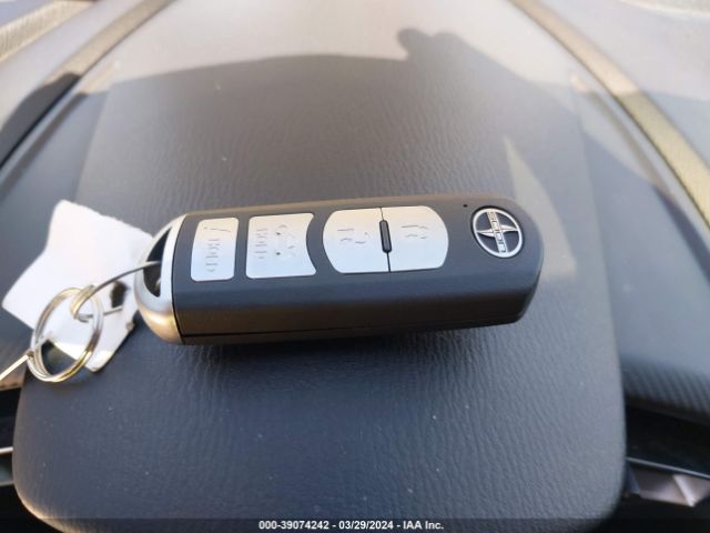 3MYDLBZV5GY118985 Scion IA