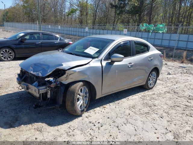 3MYDLBZV5GY118985 Scion IA