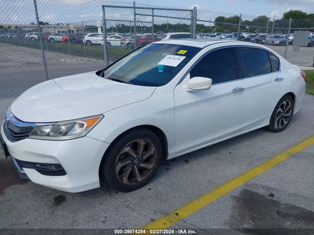Honda ACCORD EX 2016 1HGCR2F75GA049865 Image 2