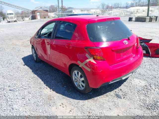 VNKKTUD35FA034070 Toyota YARIS LE