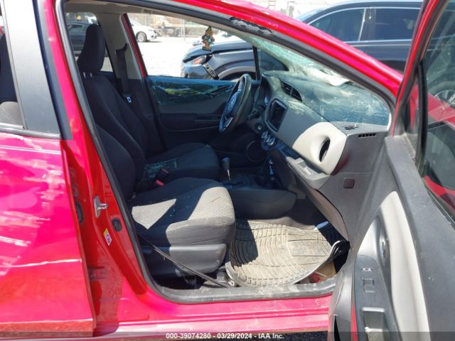 VNKKTUD35FA034070 Toyota YARIS LE